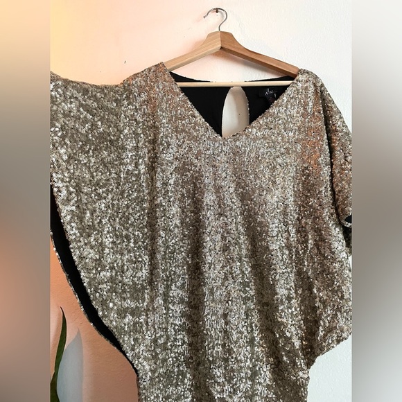 ALBERTO MAKALI Sequin Batwing Sleeve Mini Dress - Picture 2 of 7